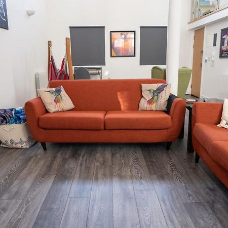 קארדיף Stunning Mezzanine Apartment Near City Centre מראה חיצוני תמונה