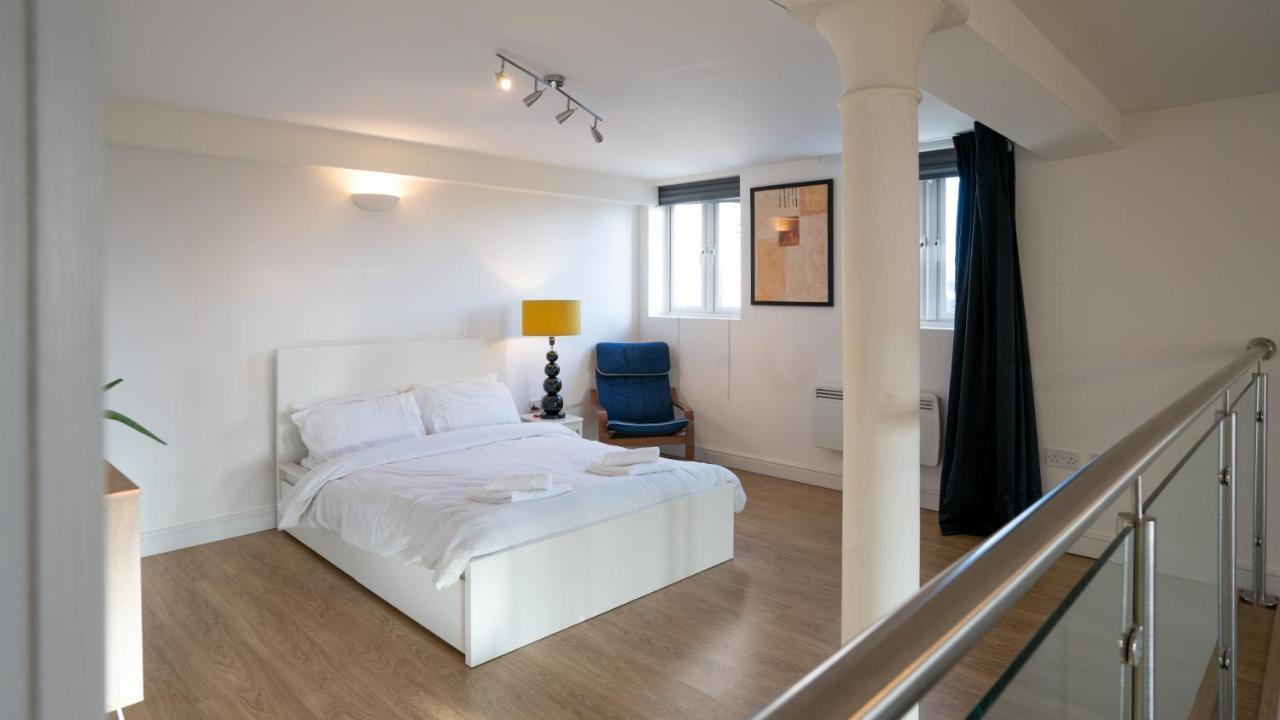 קארדיף Stunning Mezzanine Apartment Near City Centre מראה חיצוני תמונה