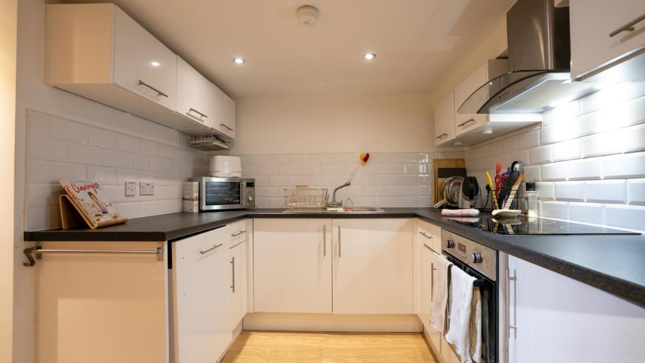 קארדיף Stunning Mezzanine Apartment Near City Centre מראה חיצוני תמונה